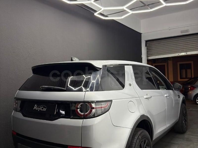 Usado Land Rover Discovery Sport HSE Luxury 150 CV (110 kW) 2019 Gris / plata SUV