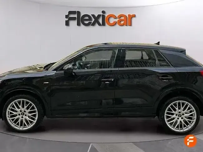 Usado Audi Q2 S-Line 150 CV (110 kW) 2023 Negro SUV