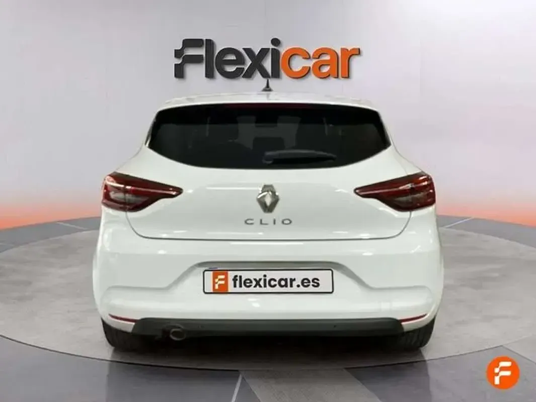 Usado Renault Clio Evolution 91 CV (66 kW) 2023 Blanco Utilitario