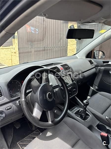 Usado VW Golf IV Highline 105 CV (77 kW) 2005 Azul Berlina