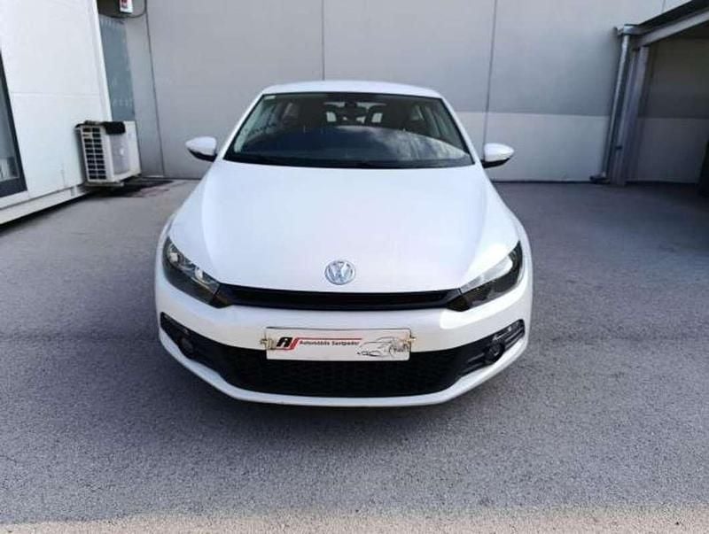 Blanco Usado 2010 VW Scirocco Coupe | 8200 € (Buen precio) - Imagen 1/4