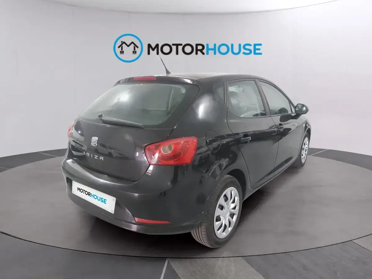 Usado Seat Ibiza Style 90 CV (66 kW) 2011 Negro