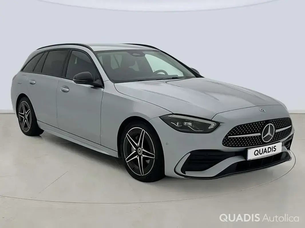 Usado Mercedes C220 200 CV (147 kW) 2025 Gris Familiar