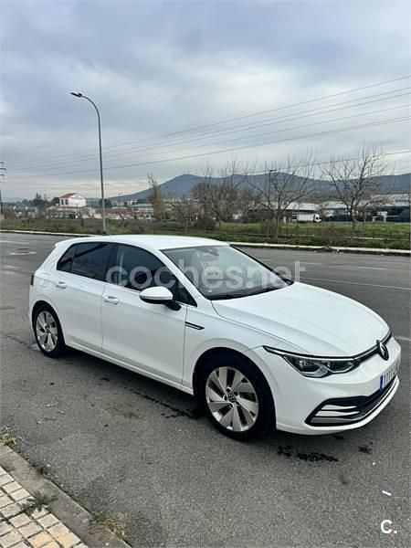 Usado VW Golf VIII Style 150 CV (110 kW) 2020 Blanco Berlina