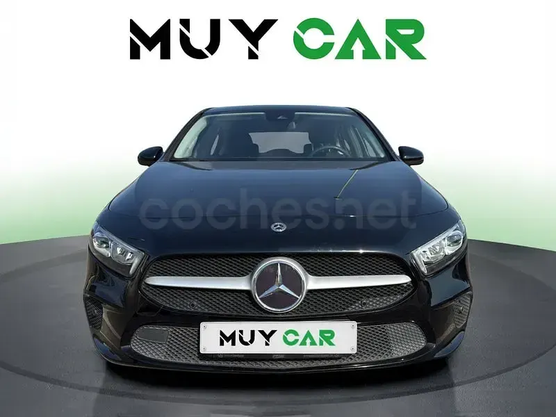 Usado Mercedes A200 150 CV (110 kW) 2021 Negro Berlina