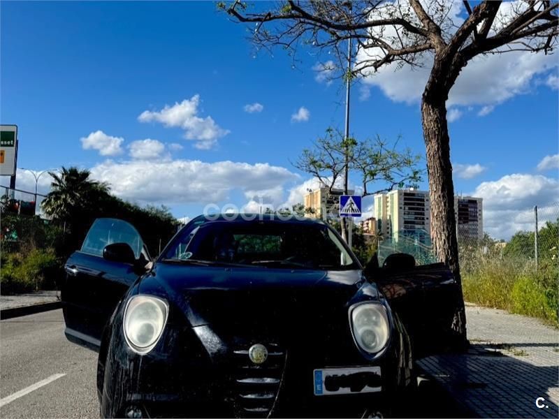 Negro Usado 2010 Alfa Romeo MiTo Progression Utilitario | 1500 € - Imagen 1/4