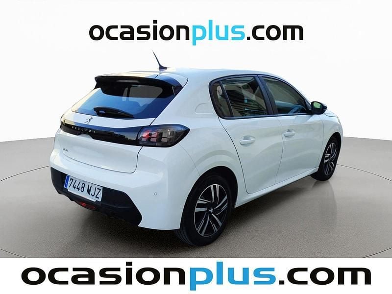Usado Peugeot 208 Active 102 CV (75 kW) 2023 Blanco Utilitario