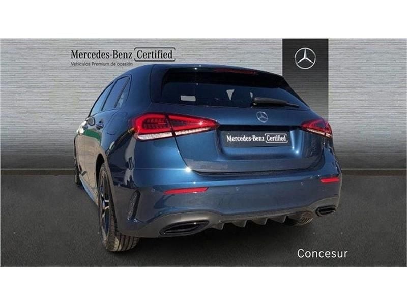 Usado Mercedes A200 150 CV (110 kW) 2022 Azul Utilitario