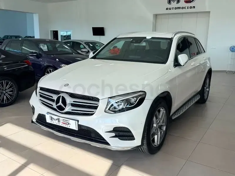 Usado Mercedes GLC220 AMG line 170 CV (125 kW) 2016 Blanco SUV