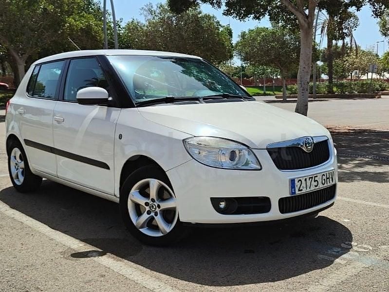 Usado Skoda Fabia Sport 105 CV (77 kW) 2008 Blanco Berlina