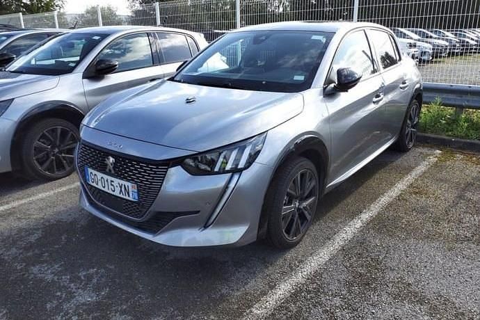 Usado 2023 Peugeot 208 GT Utilitario | 18.850 € - Imagen 1/4