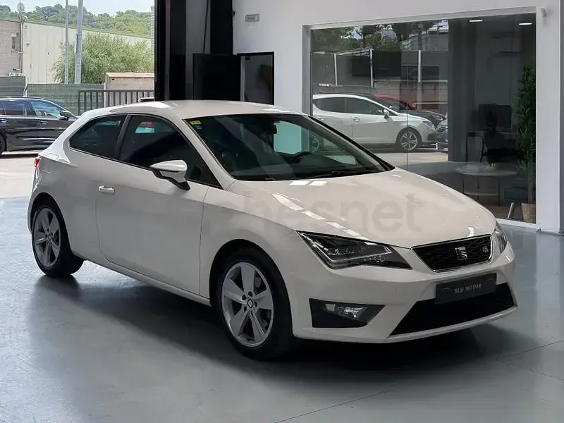 Usado Seat Leon FR 150 CV (110 kW) 2014 Blanco Berlina