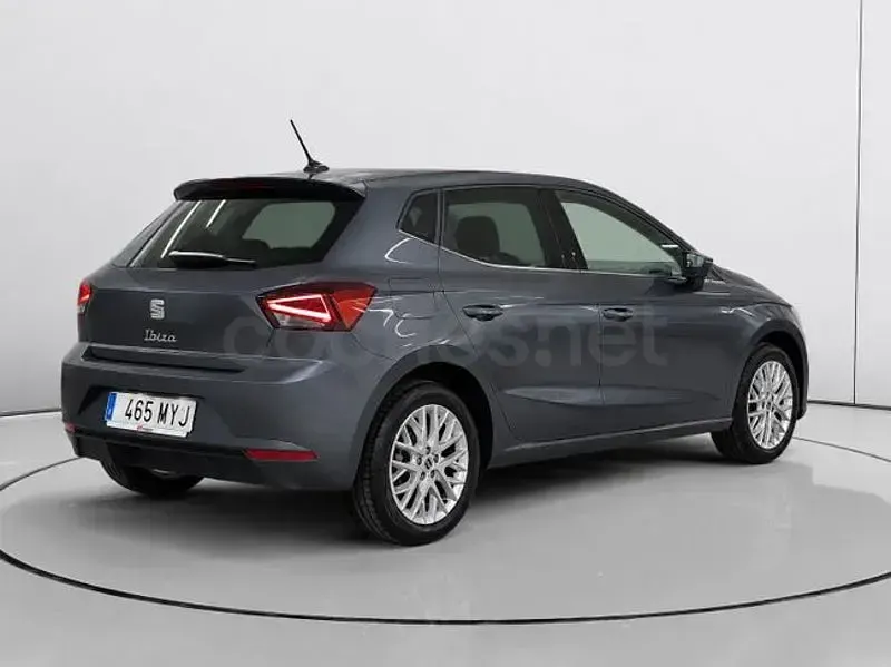Usado Seat Ibiza XCELLENCE 115 CV (84 kW) 2025 Gris / plata Utilitario