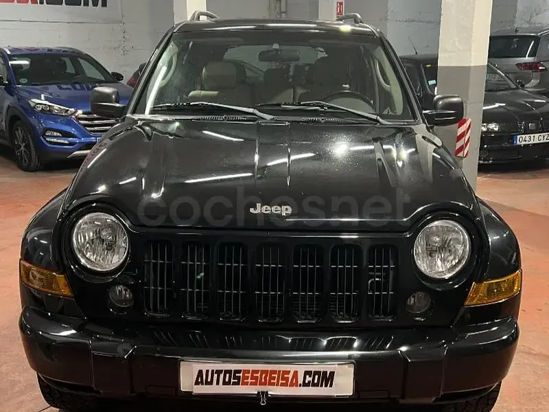 Usado Jeep Cherokee Limited 212 CV (155 kW) 2006 Negro SUV