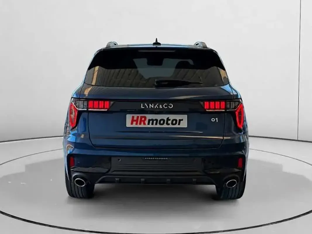 Usado Lynk & Co 01 261 CV (191 kW) 2023 Azul SUV