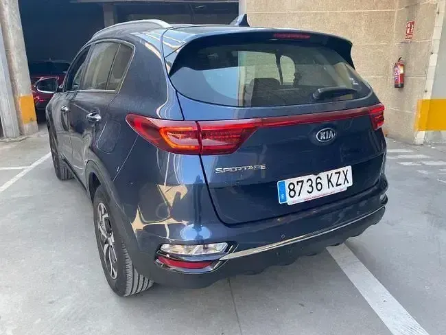 Usado Kia Sportage 132 CV (97 kW) 2019 Azul SUV