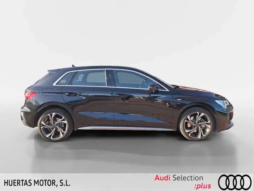 Usado Audi A3 204 CV (150 kW) 2025 Negro Berlina