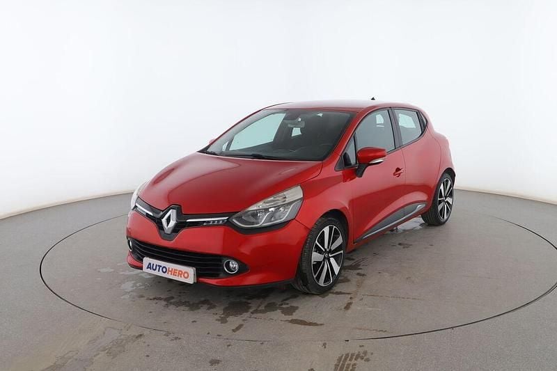 Usado Renault Clio IV Dynamique 90 CV (66 kW) 2015 Rojo Utilitario