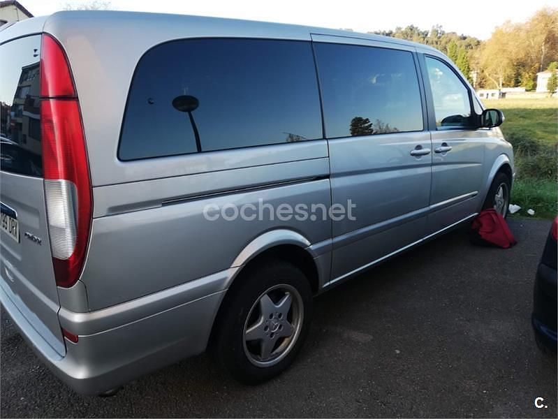 Usado Mercedes Viano 150 CV (110 kW) 2005 Gris / plata Monovolumen