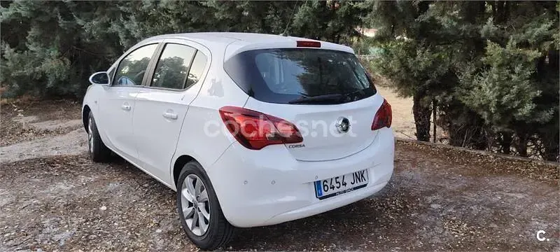 Usado Opel Corsa Selective 90 CV (66 kW) 2016 Blanco Utilitario