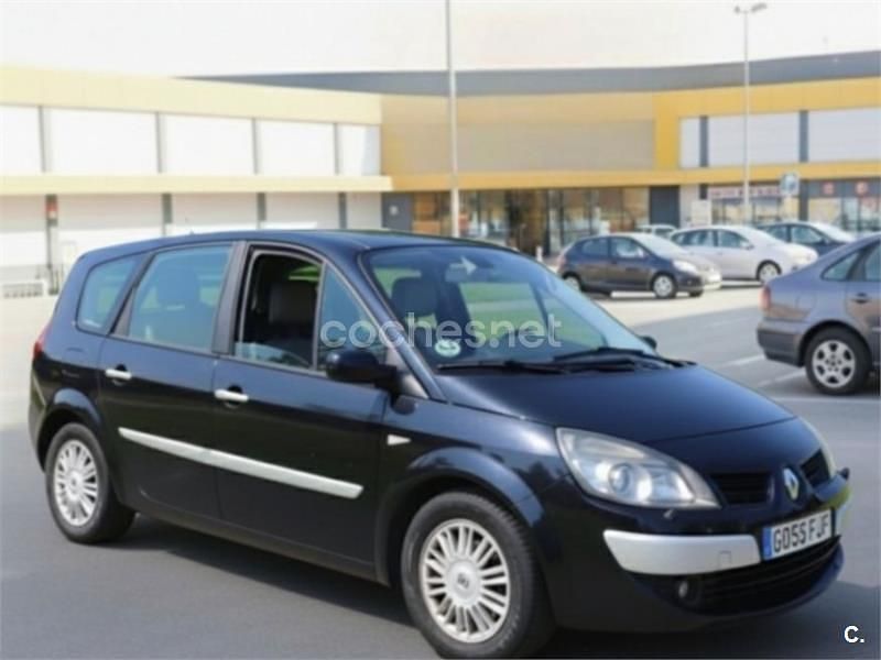 Usado Renault Grand Scénic II Dynamique 130 CV (95 kW) 2008 Negro Monovolumen