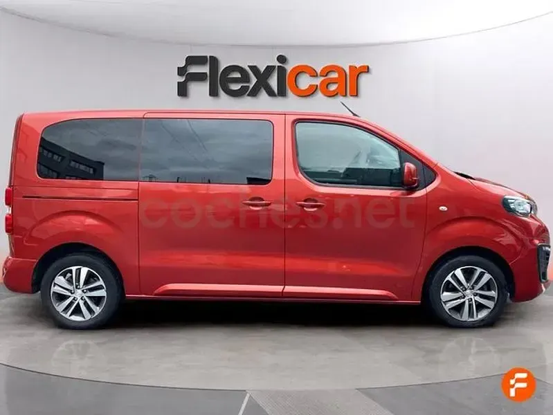 Usado Peugeot Traveller Active 115 CV (84 kW) 2017 Rojo Monovolumen