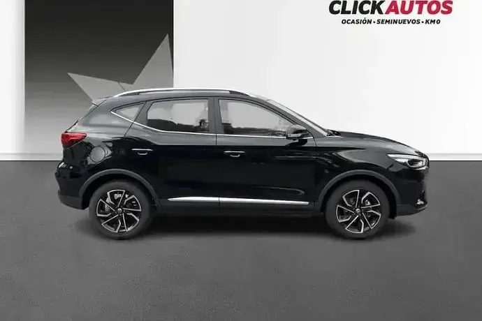Usado MG ZS Luxury 106 CV (77 kW) 2025 Negro Berlina