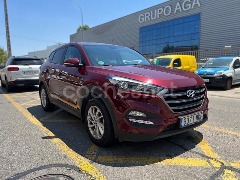 Granate Usado 2017 Hyundai Tucson Style SUV | 16.490 € (Precio justo) - Imagen 1/4