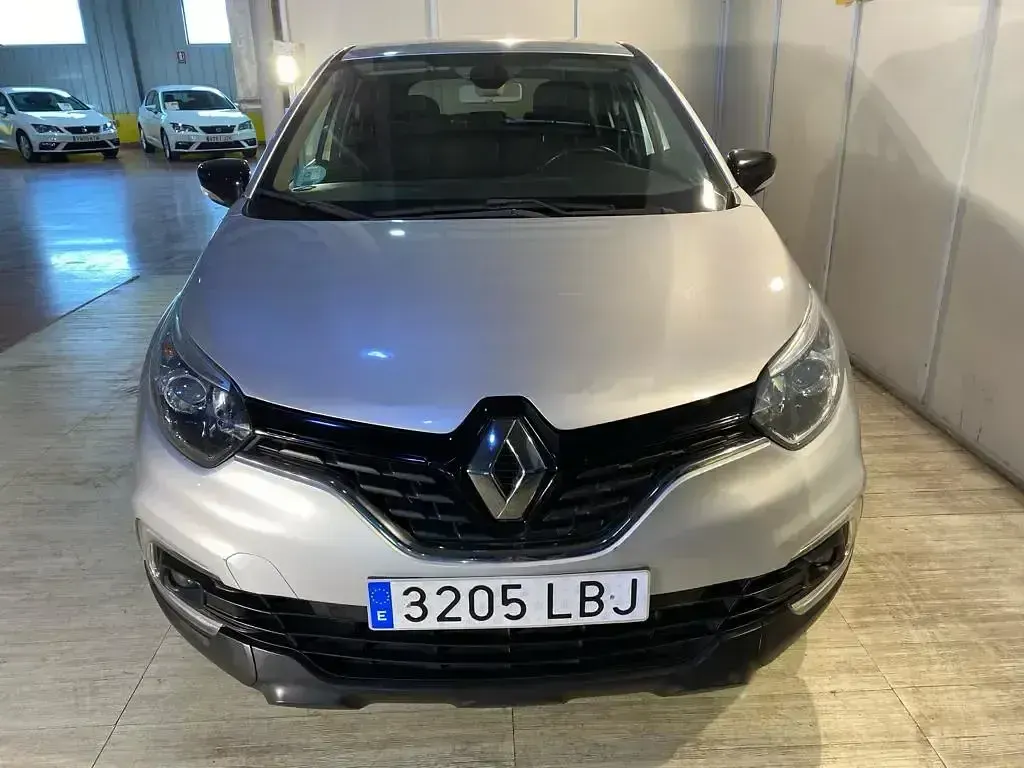 Usado Renault Captur LIMITED 90 CV (66 kW) 2019 Gris SUV
