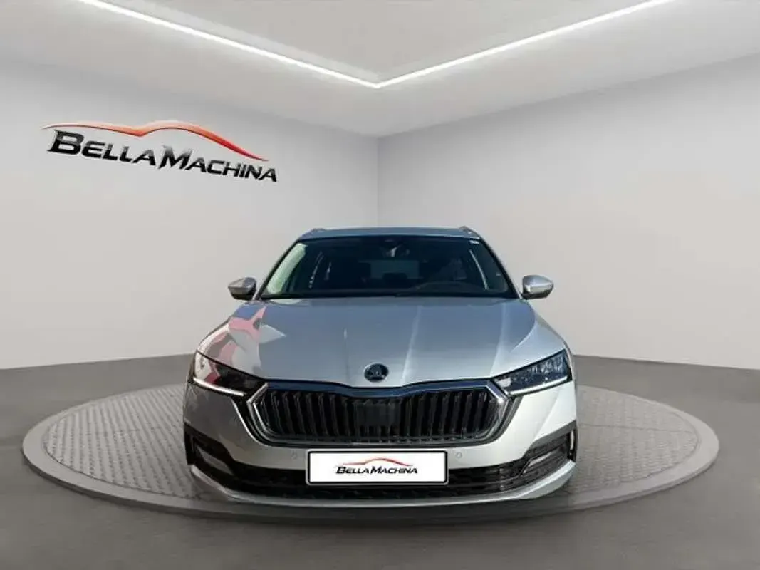 Occasion Skoda Octavia Ambition 150 PK (110 kW) 2022 Grijs Stationwagen