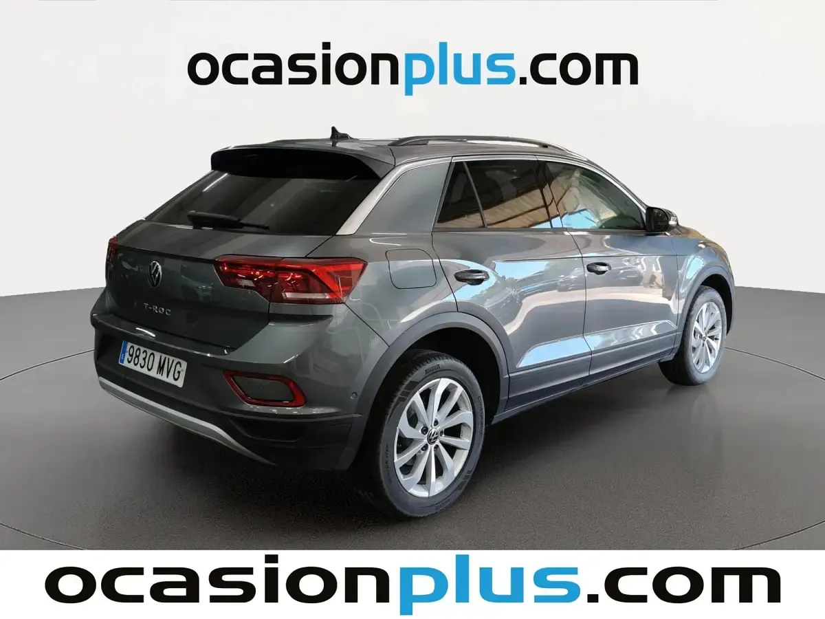 Usado VW T-Roc Life 116 CV (85 kW) 2024 Gris SUV