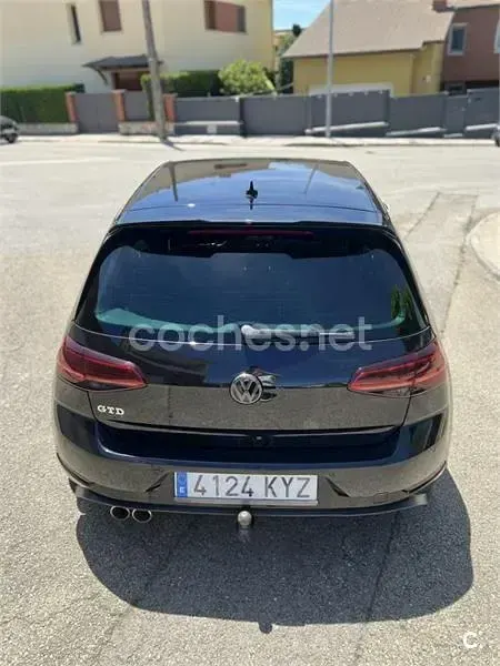 Usado VW Golf VII GTD 184 CV (135 kW) 2017 Gris / plata Berlina