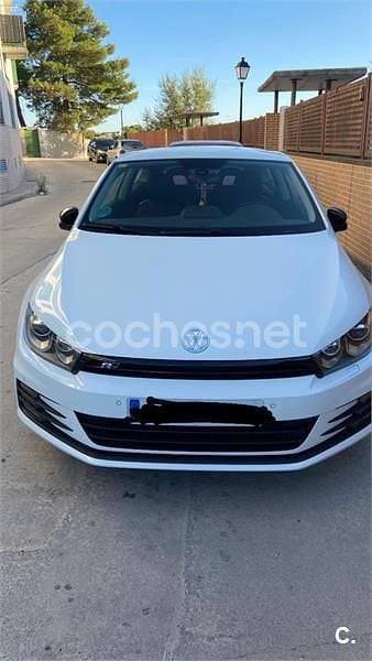 Blanco Usado 2016 VW Scirocco R-line Coupe | 13.500 € (Precio justo) - Imagen 1/4