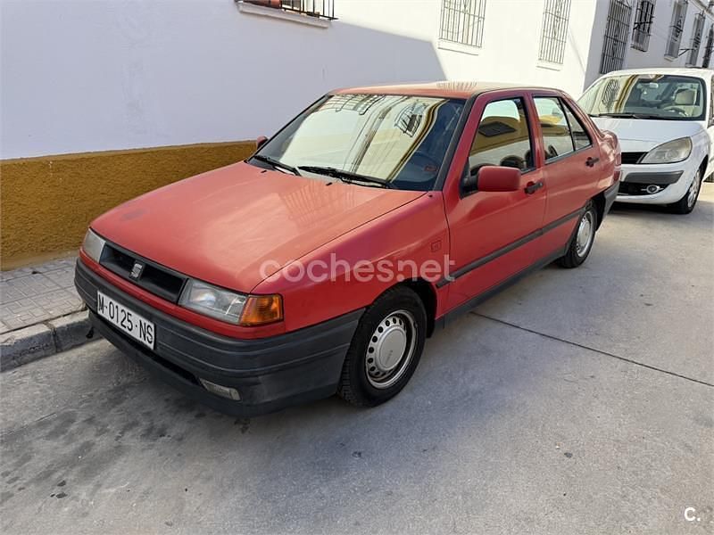 Usado Seat Toledo 90 CV (66 kW) 1992 Rojo Berlina