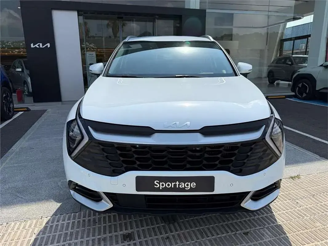 Usado Kia Sportage 215 CV (158 kW) 2025 Blanco SUV
