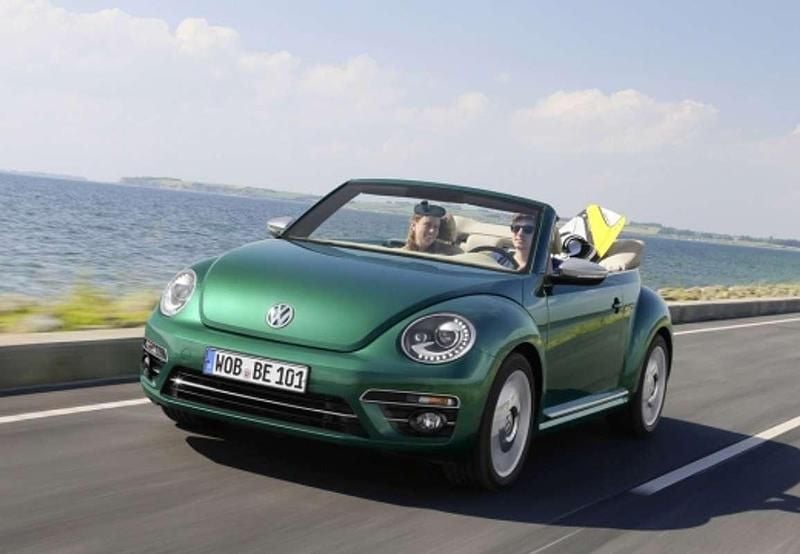 Usado VW Beetle Design 110 CV (80 kW) 2017 Rojo Utilitario