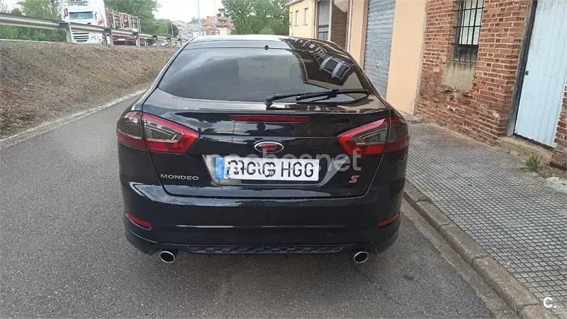 Usado Ford Mondeo Titanium S 200 CV (147 kW) 2011 Negro Berlina