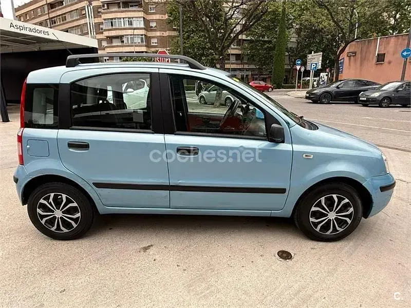 Usado Fiat Panda Dynamic 60 CV (44 kW) 2006 Azul Utilitario