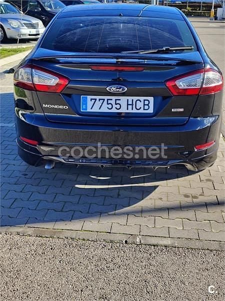 Usado Ford Mondeo Titanium S 163 CV (119 kW) 2011 Negro Berlina