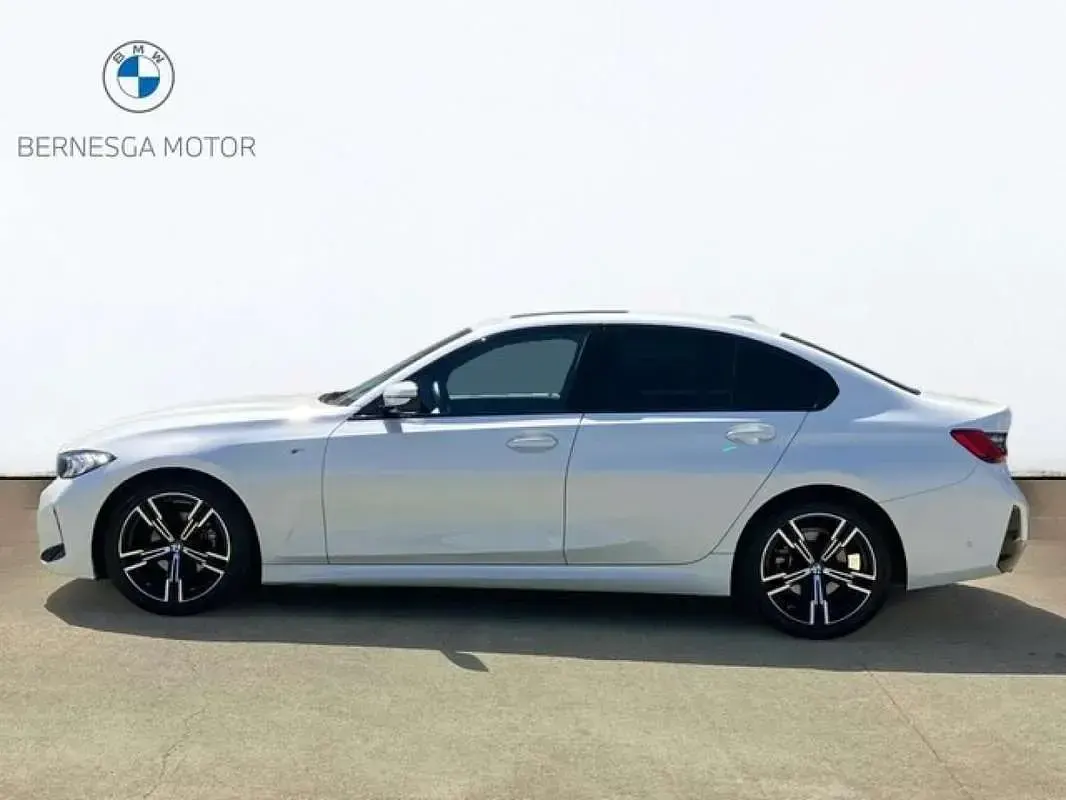 Usado BMW 318 Comfort Edition 150 CV (110 kW) 2025 Blanco Berlina