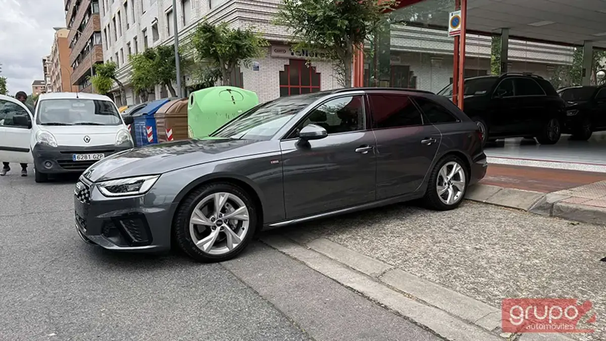 Usado Audi A4 S-Line 204 CV (150 kW) 2021 Gris Familiar