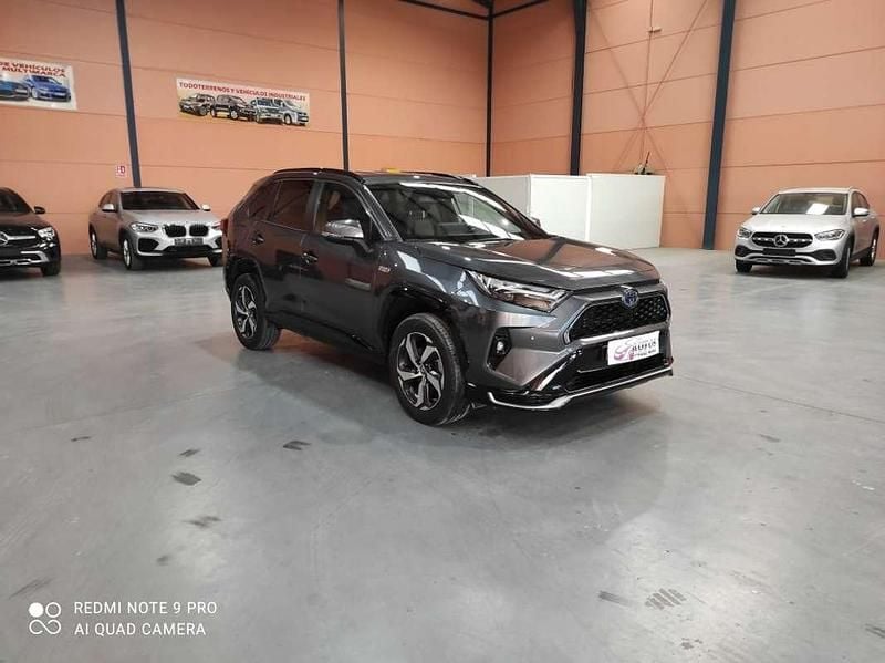 Usado Toyota RAV4 Hybrid Advance 306 CV (225 kW) 2023 Gris / plata SUV