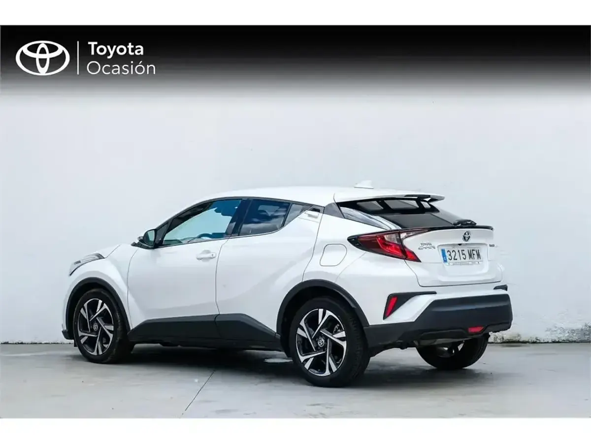 Usado Toyota C-HR Advance 122 CV (89 kW) 2023 Blanco SUV