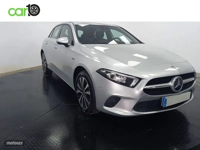 Usado Mercedes A250 Business 218 CV (160 kW) 2021 Gris Berlina