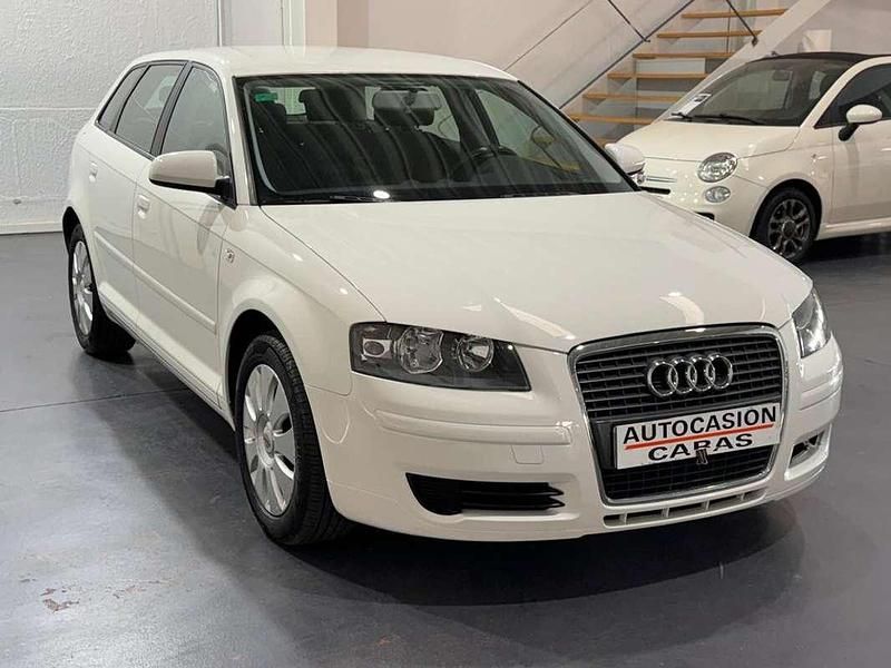 Usado Audi A3 Sportback Ambition 102 CV (75 kW) 2006 Blanco Utilitario