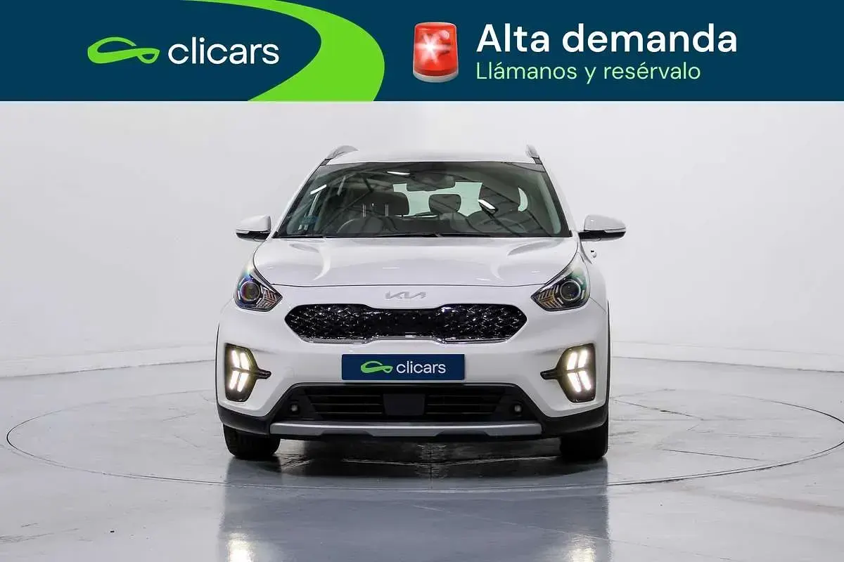 Usado Kia Niro 105 CV (77 kW) 2022 Blanco SUV