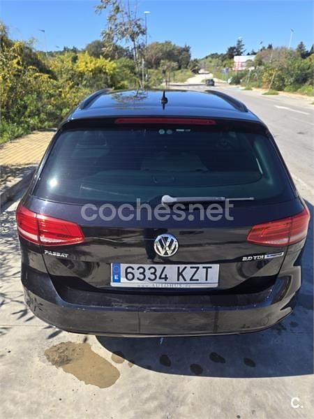 Usado VW Passat Advance 150 CV (110 kW) 2016 Negro Familiar