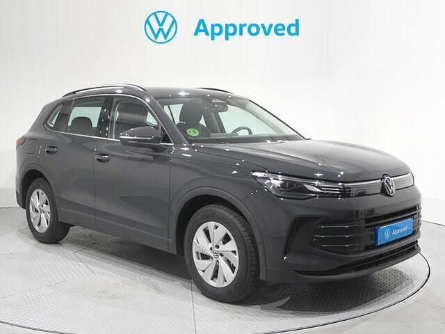 Gris Usado 2024 VW Tiguan SUV | 33.700 € (Buen precio) - Imagen 1/4