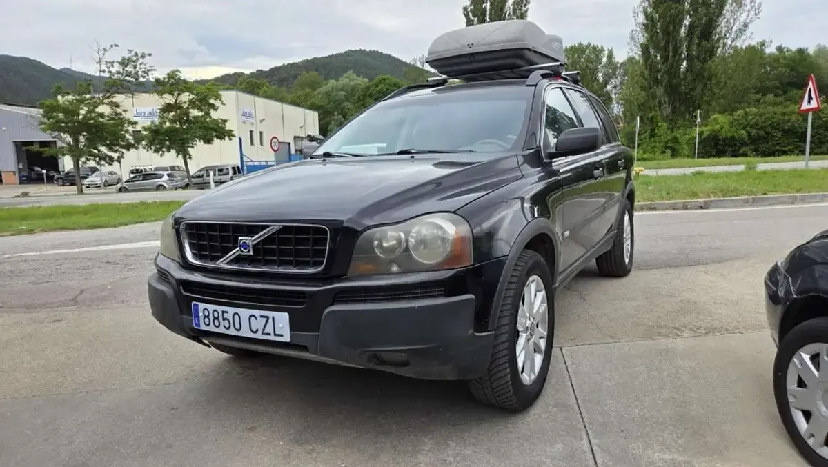 Usado Volvo XC90 Momentum 163 CV (119 kW) 2004 Negro SUV