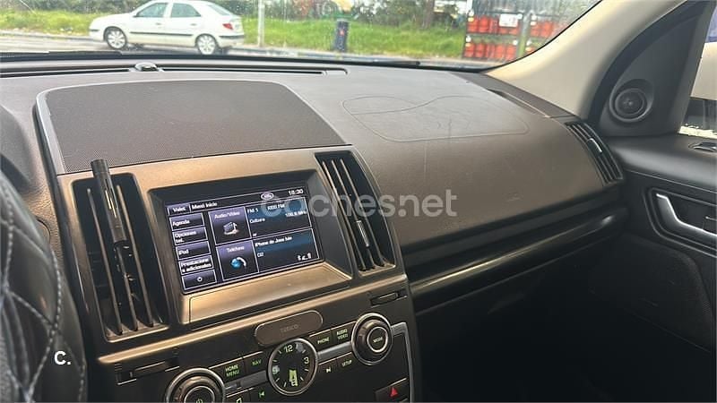 Usado Land Rover Freelander 2 150 CV (110 kW) 2013 Blanco SUV